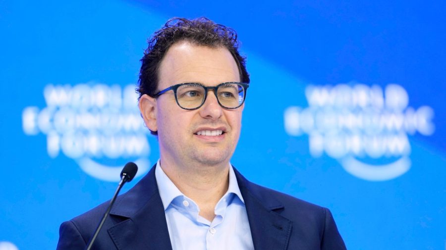 Anthropic CEO Pushes Mandatory Pre-Deployment Audits for Frontier AI Models