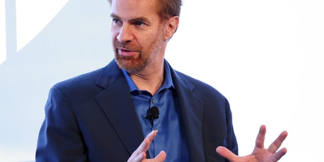 Stanford Economist Sounds Alarm on AI's Impact on Entry-Level Jobs