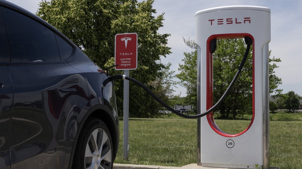 Tesla's Autopilot Technology Under Scrutiny After Fatal Crash in Texas