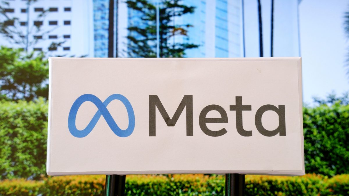 Meta pushes back revised business terms to November 20 over scraping backlash